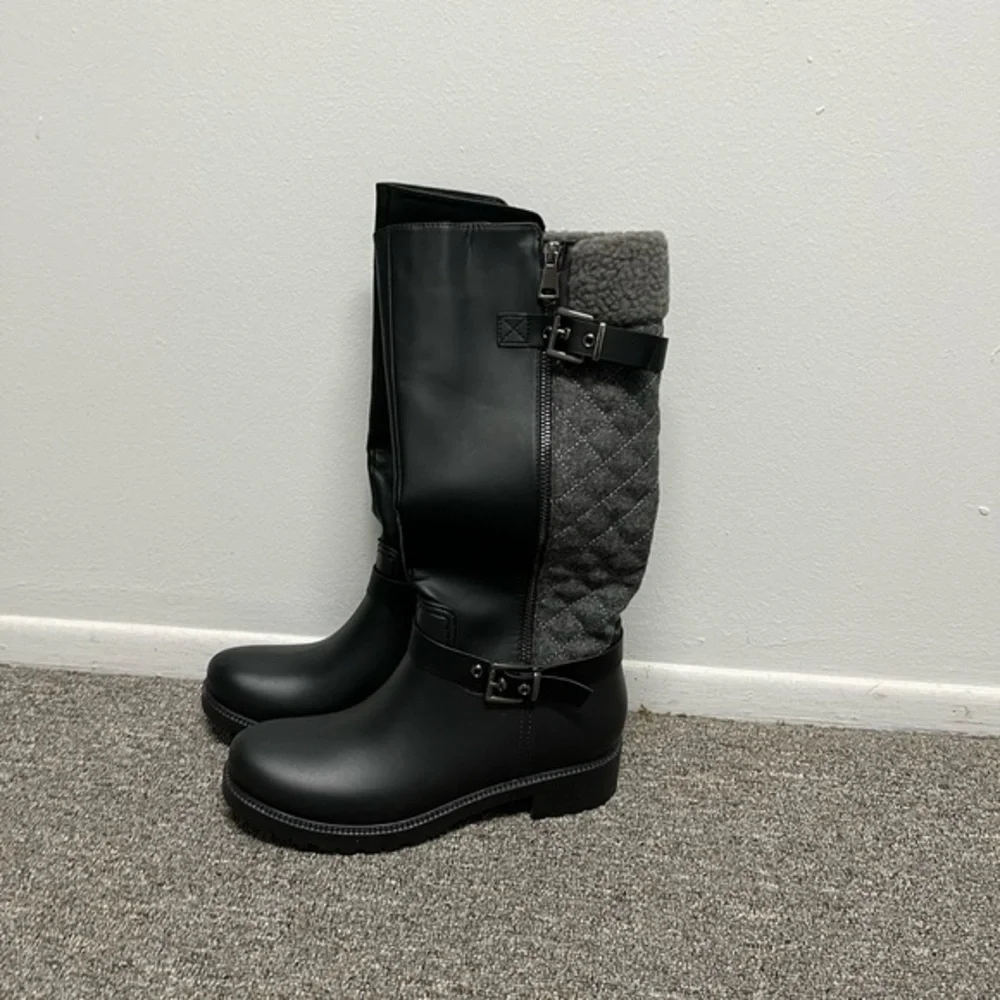 NWT Henry Ferrera Collection Ladies Boot Size 8
